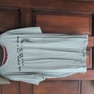 Official Liverpool Football Club T-shirt